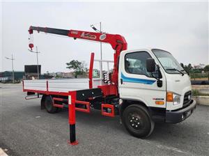 Xe tải Hyundai gắn cẩu Unic 3 tấn 5 đốt